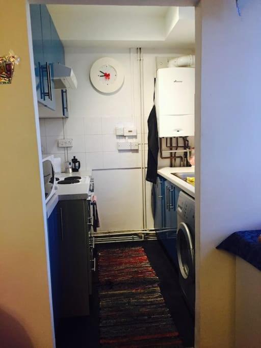 Carpe Diem Rooms Flat Near Zone 1 Londra Dış mekan fotoğraf