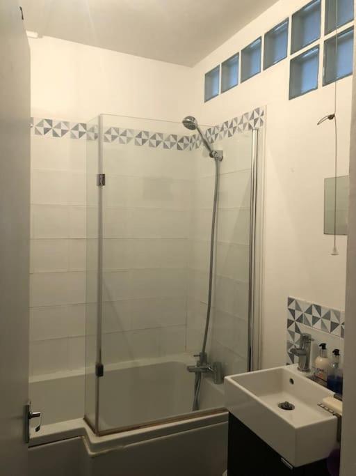 Carpe Diem Rooms Flat Near Zone 1 Londra Dış mekan fotoğraf