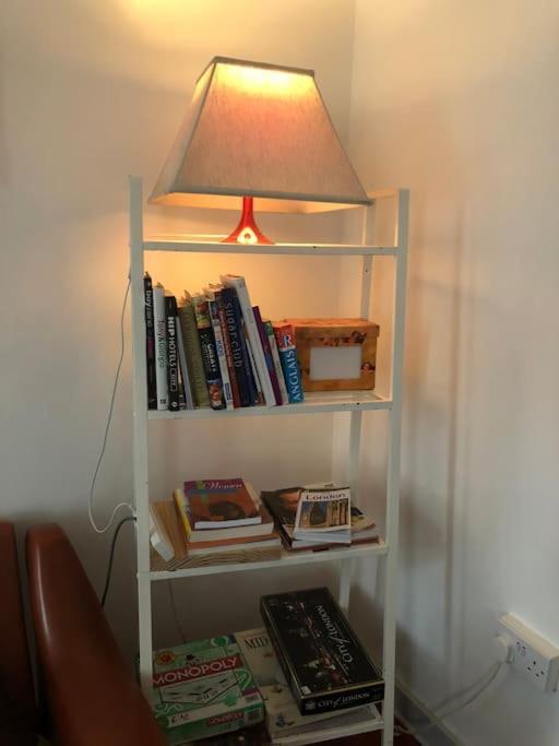 Carpe Diem Rooms Flat Near Zone 1 Londra Dış mekan fotoğraf